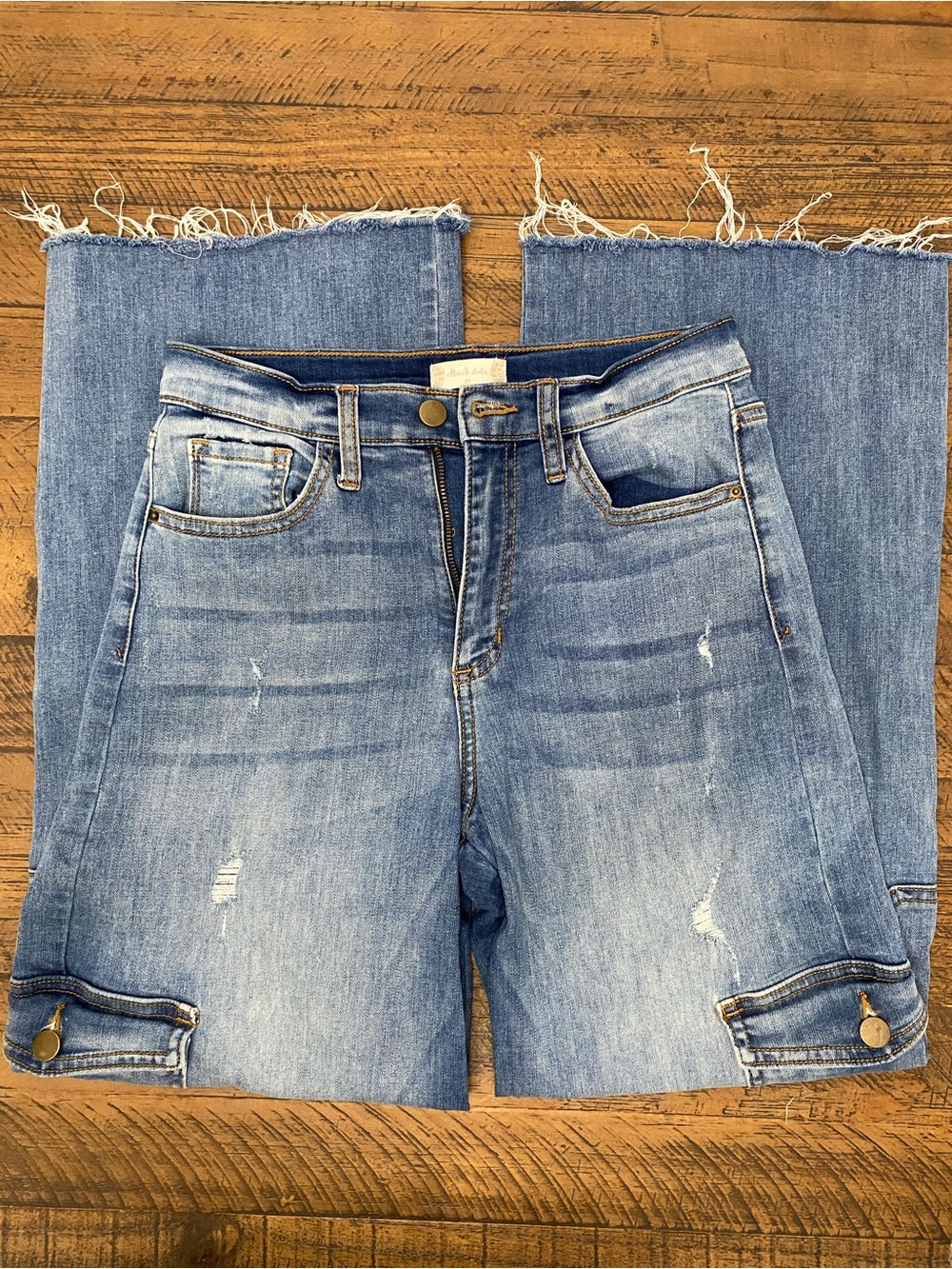 Altar'd State Light Blue Distressed Cargo Crop Jeans